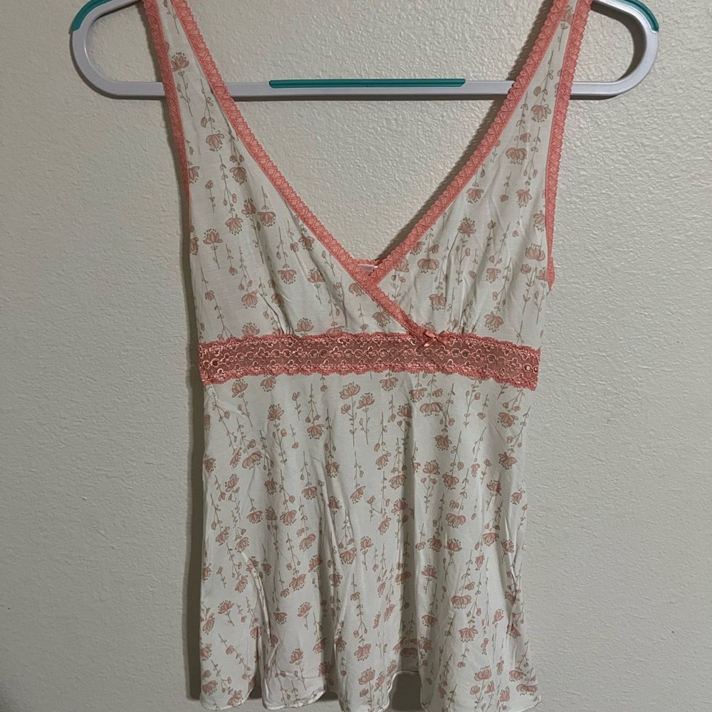 Victoria's Secret Vintage Floral Lace Trim Top